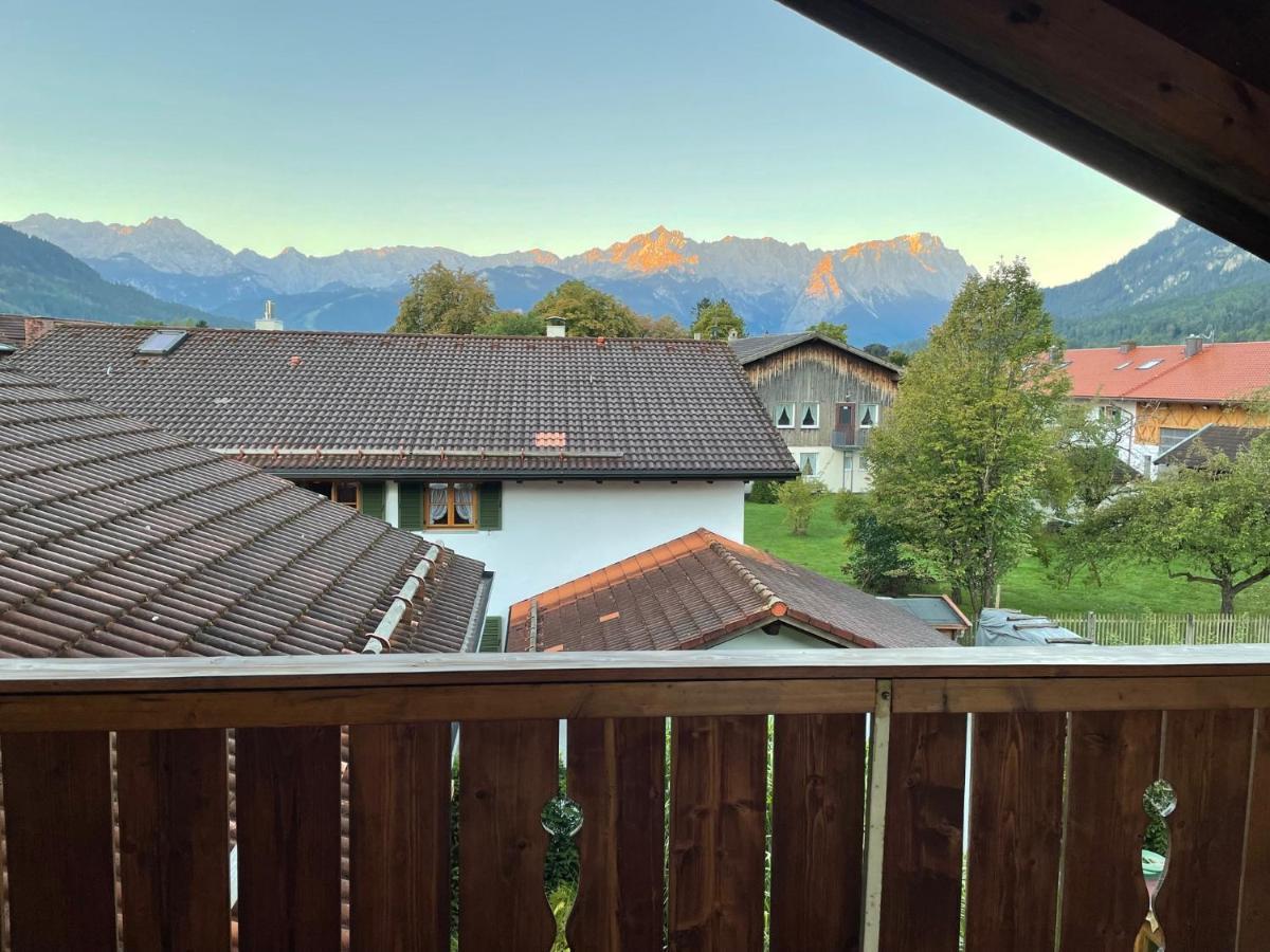 Dachgeschosswohnung Mit Traumhaftem Zugspitzblick Bei Garmisch Фархант Экстерьер фото
