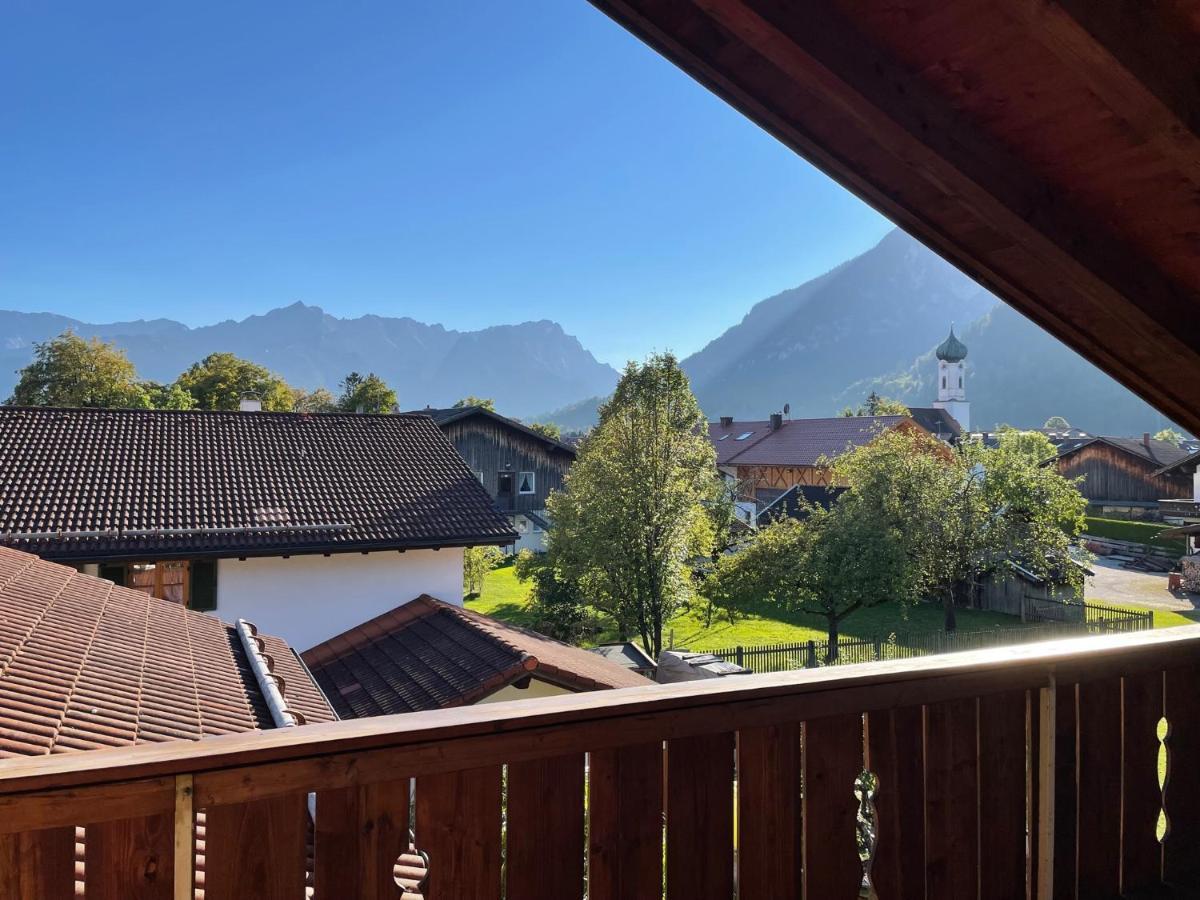 Dachgeschosswohnung Mit Traumhaftem Zugspitzblick Bei Garmisch Фархант Экстерьер фото