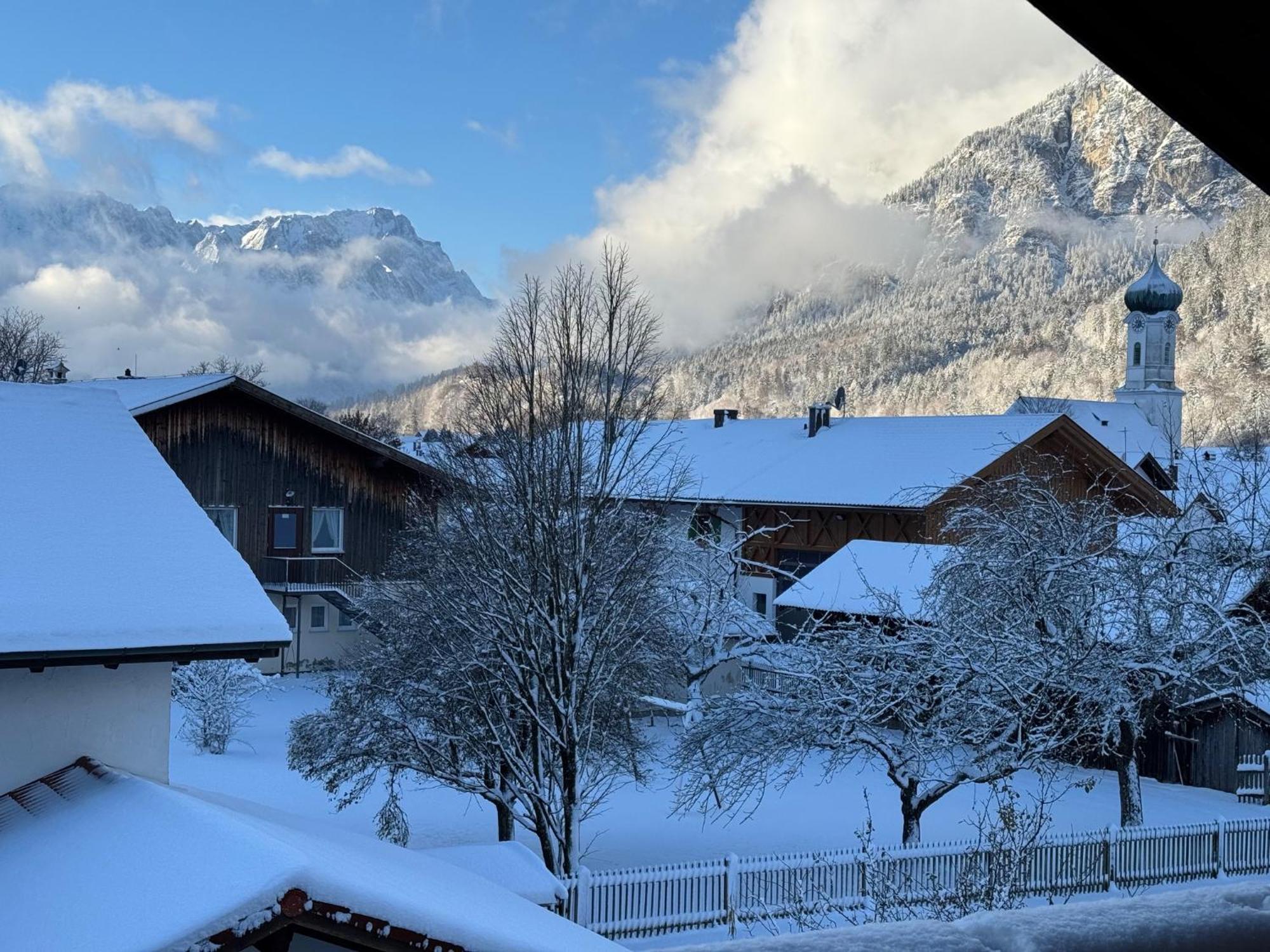 Dachgeschosswohnung Mit Traumhaftem Zugspitzblick Bei Garmisch Фархант Экстерьер фото